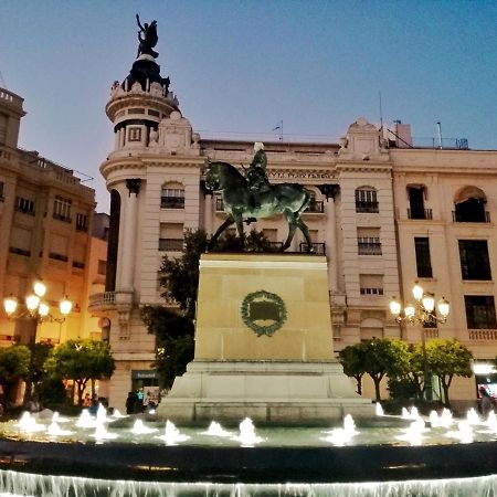 Apartamento El Duque - Plaza De Las Tendillas Kordoba Bagian luar foto